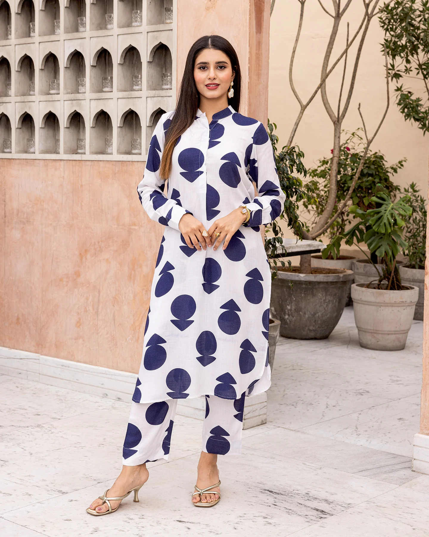 off-white-polka-kurta-set
